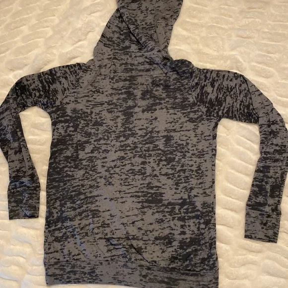 Next Level brand, 2 tone gray burnout print lightweight hoodie tee - Picture 5 of 5